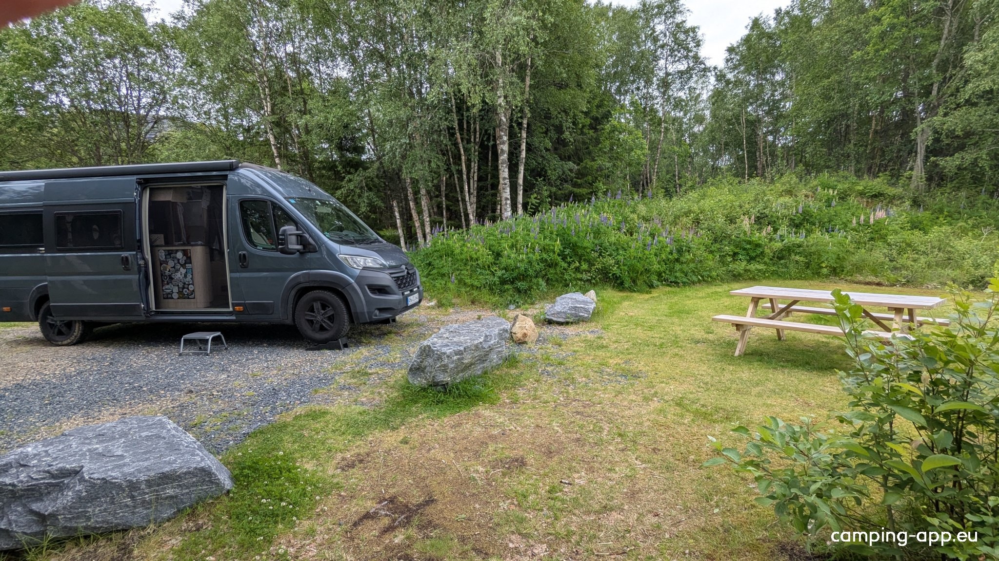 Holmset Camping og Fiske — Sítio de acampamento in Namdalseid kommune