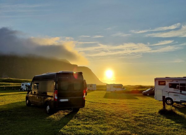 Fredvang Strand- og Skjærgårdscamping — Photo 4