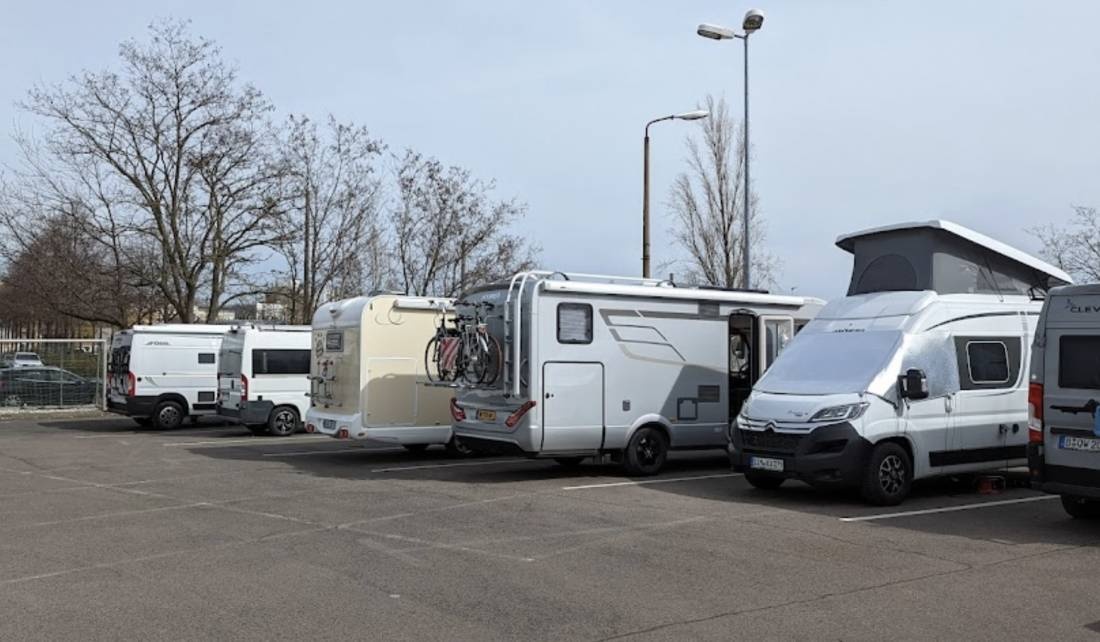 Wohnmobilstellplatz Leipzig — Campervan Site in Leipzig