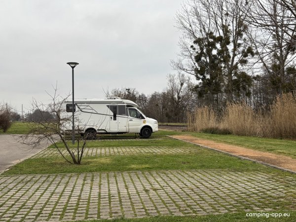 Stellplatz Canal Loire Molinet — Zdjęcie 5
