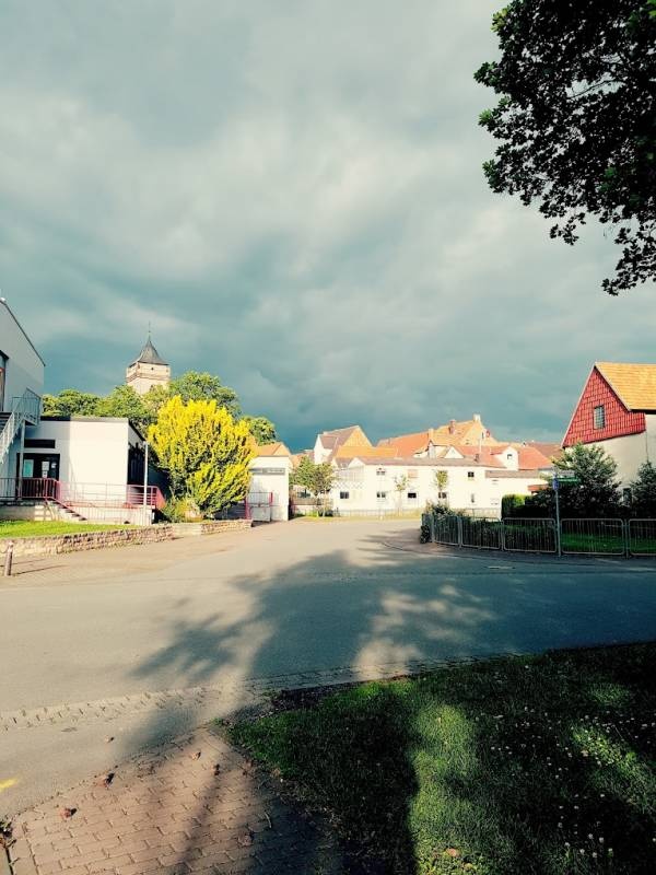 Nordhessenhalle Stellplatz — Ställplats in Volkmarsen