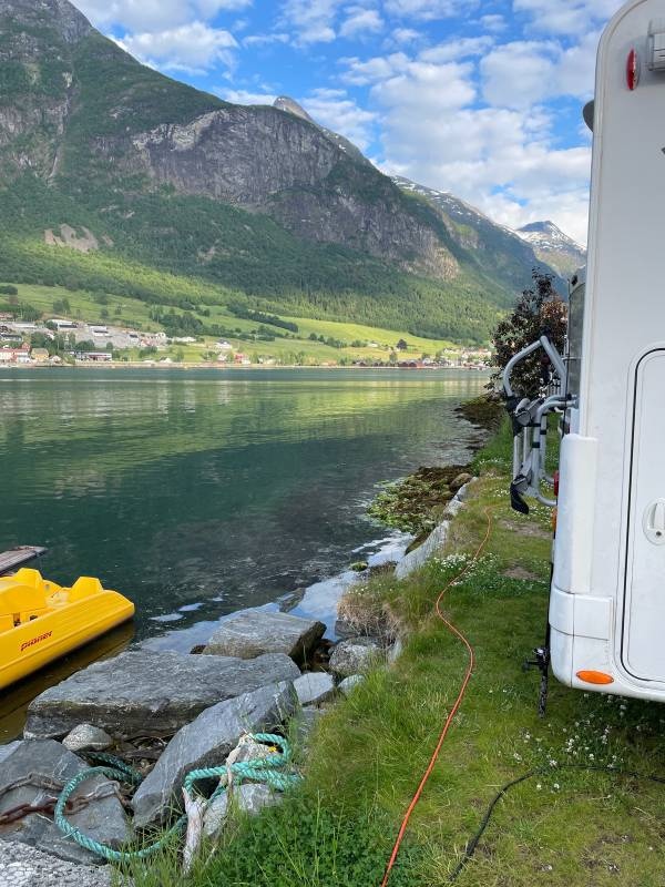 Nesset Fjordcamping — Campingplads in Olden