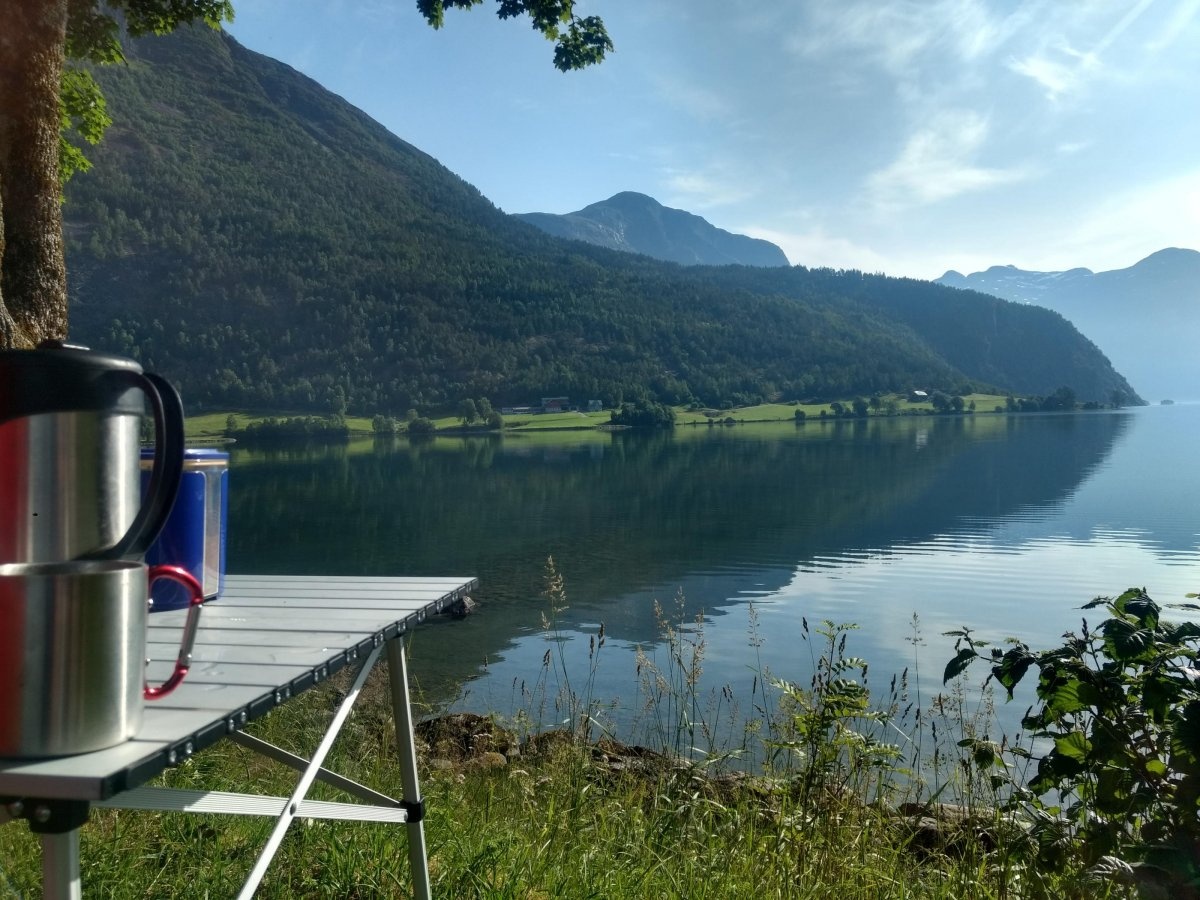 Mindresunde Camping — Campingplads in Stryn