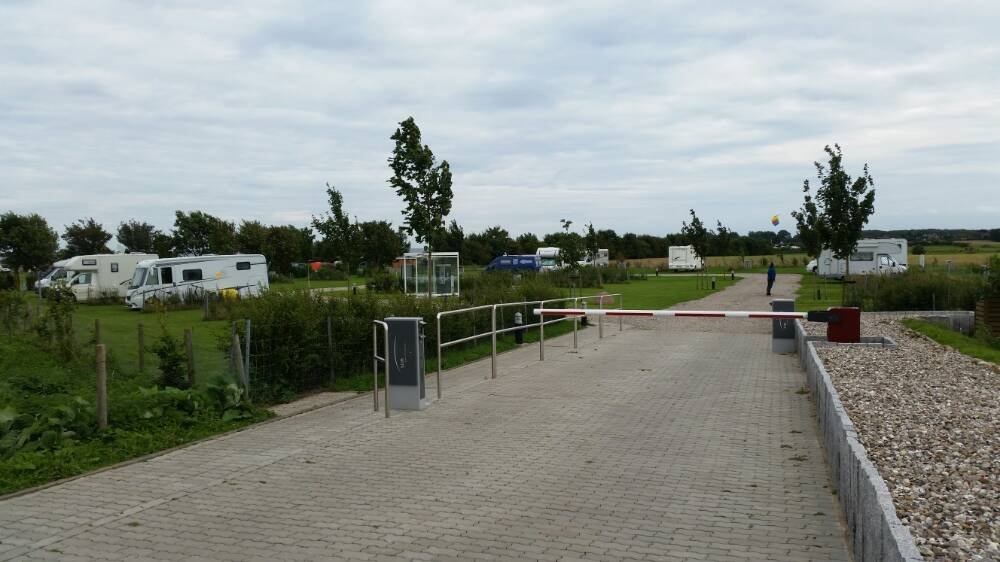 Wohnmobilhafen Sütel — Campervan Site in Neukirchen