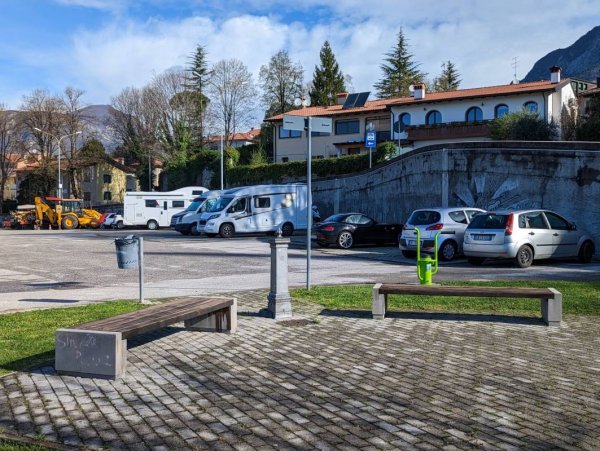 Stellplatz  Gemona — Photo 2