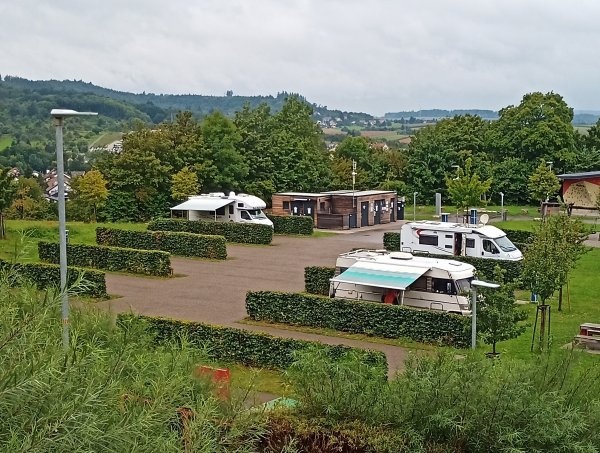 Wohnmobilhafen Allmersbach im Tal — Karavan Sitesi in Allmersbach im Tal