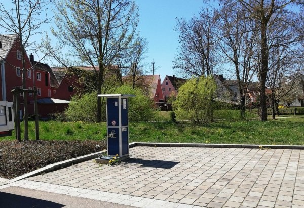 Stellplatz an der Fränkischen Rezat Windsbach — Area di sosta in Windsbach 