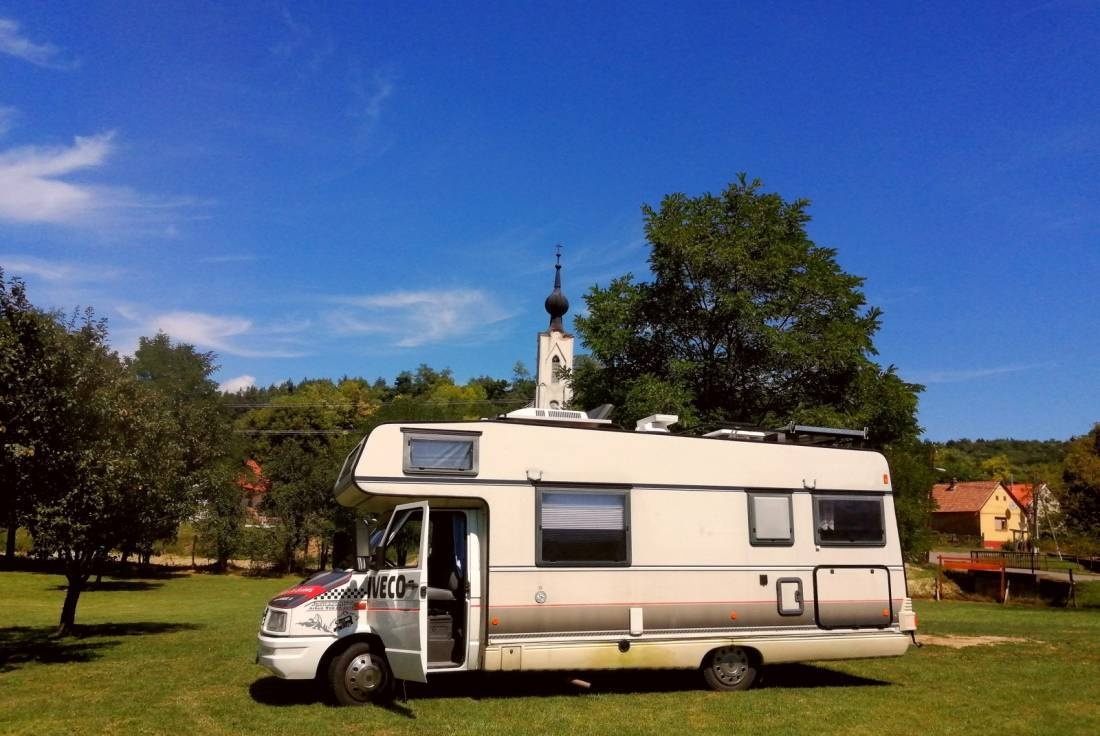 Kemping Jálanka — Campingplass in Ág