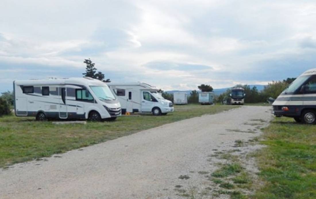 Camping-Car Park — Sp. parking dla kamperów in La Palme