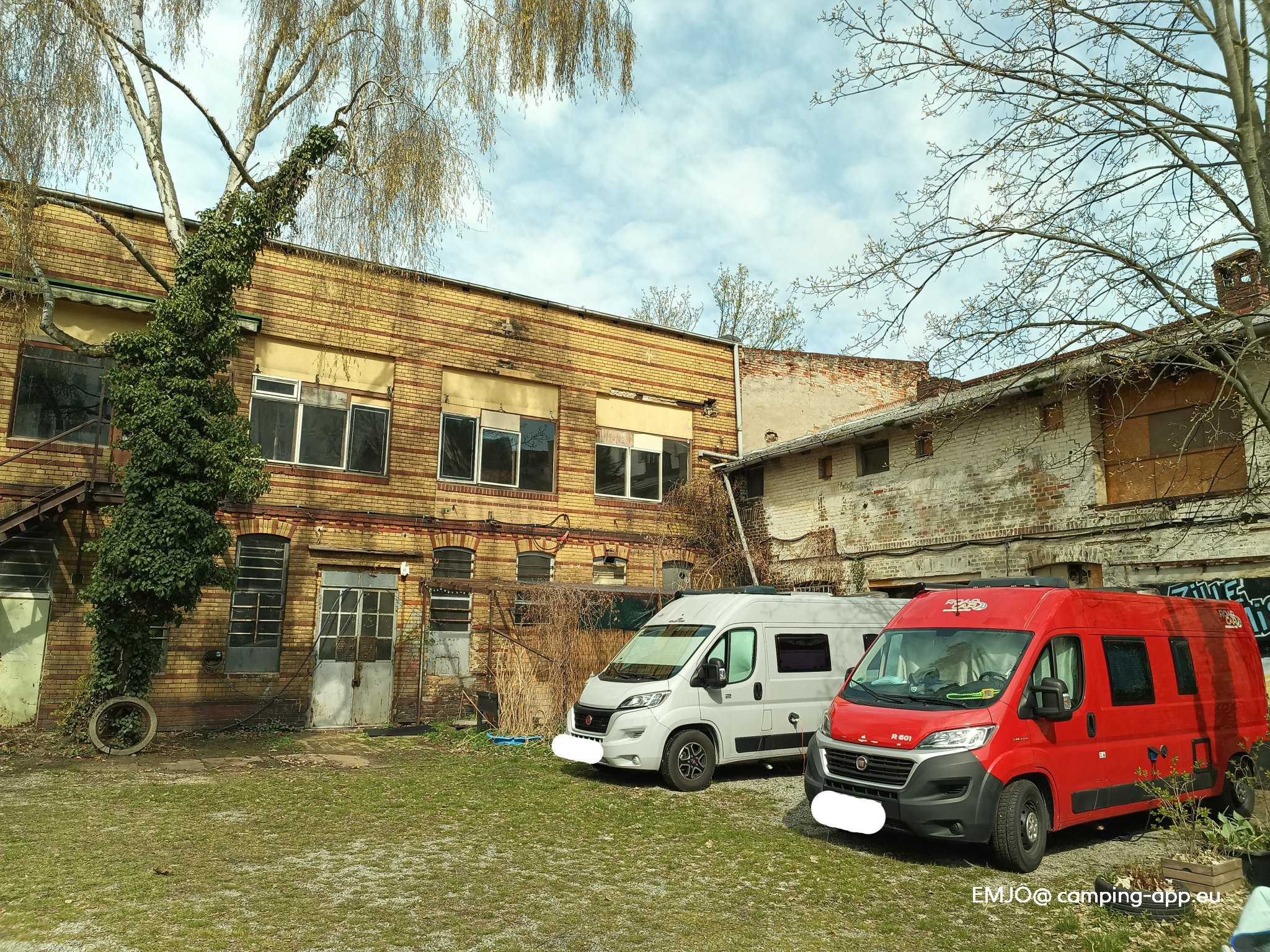Wohnmobil-Oase-Berlin — Zdjęcie 4