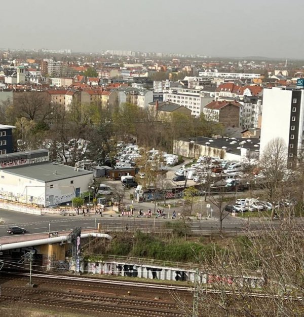 Wohnmobil-Oase-Berlin — Photo 6