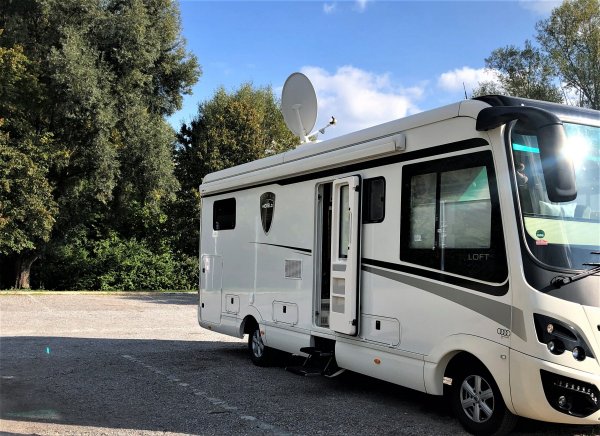 Wohnmobil Parkplatz Donaustauf — Photo 2