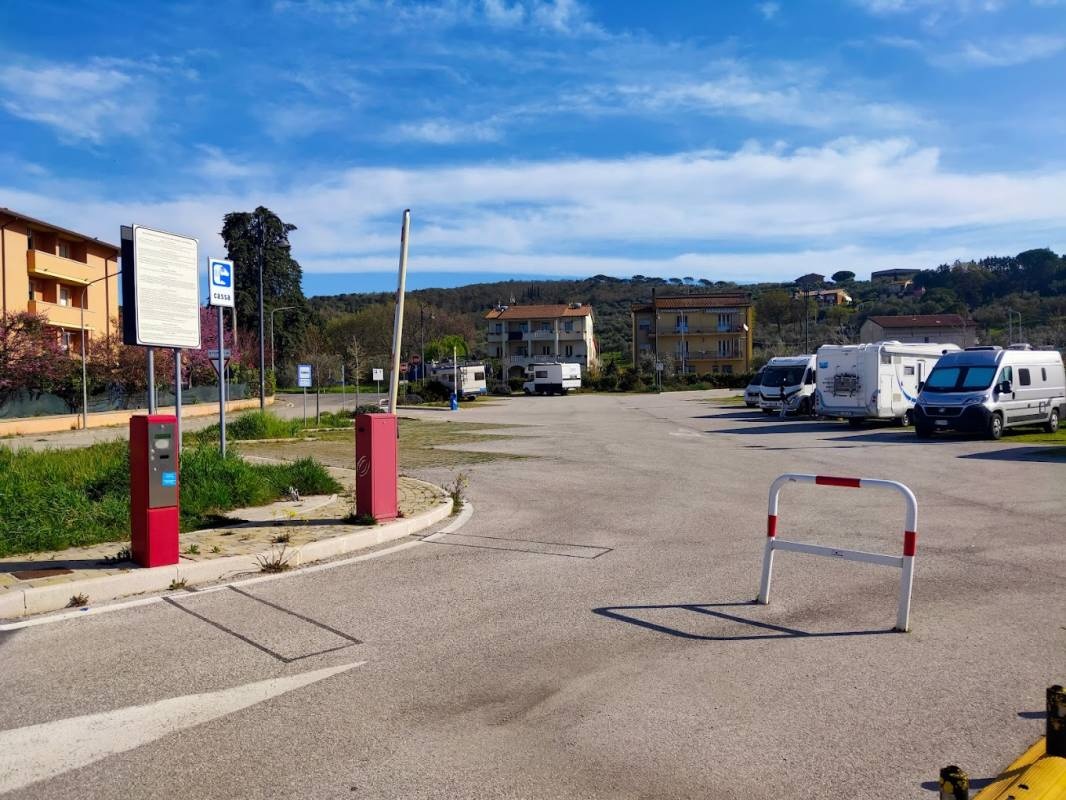 Area camper Trasimeno — Area Autocaravanas in San Feliciano