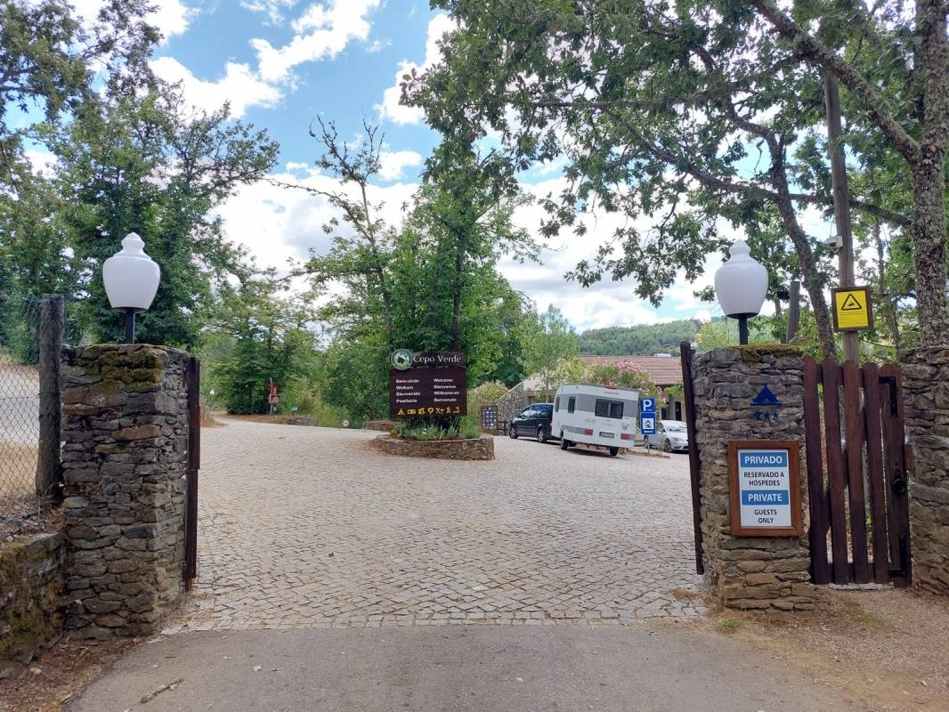 Cepo Verde — Kamp yeri in Bragança / Gondesende