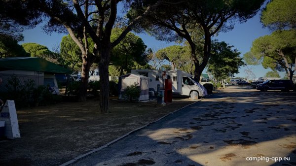 Parque de Campismo e Caravanismo de Olhão