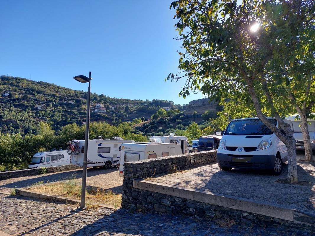 Stellplatz Bragança — Camperplaats in Bragança