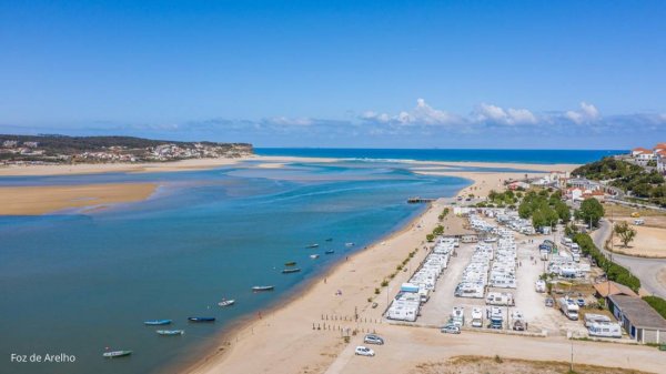 Area De Servico De Autocaravanas — Photo 6