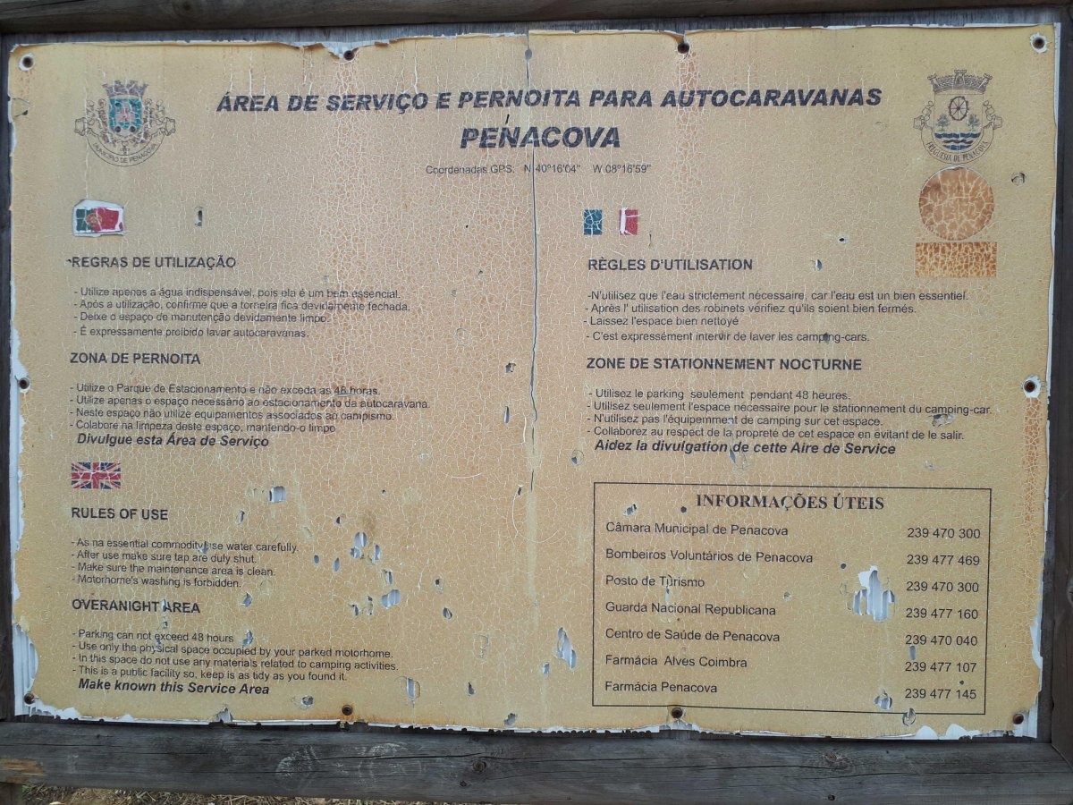 Área De Serviço Para Autocaravanas — Stellplatz in Penacova