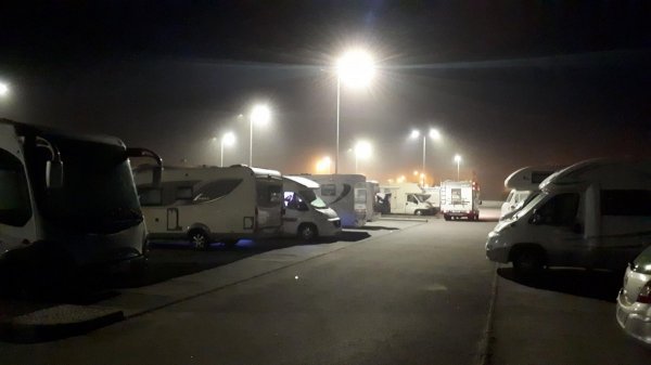 Area di sosta camper Furadouro — Photo 2