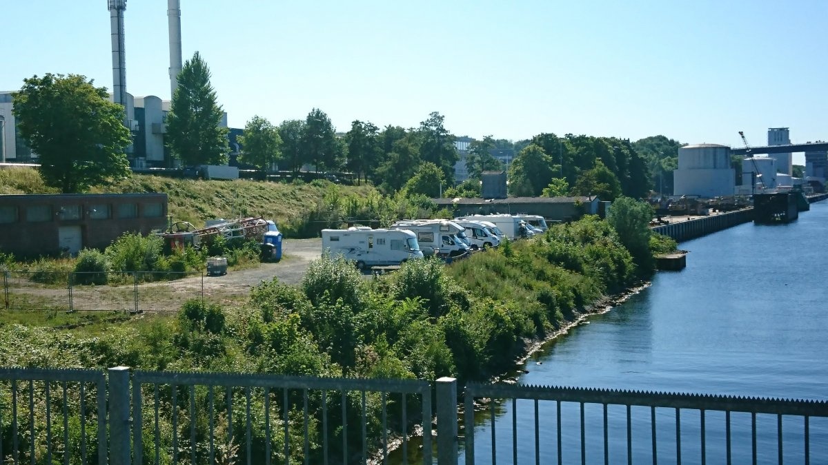 Stellplatz Förde- und Kanalblick Kiel — Area di sosta in Kiel