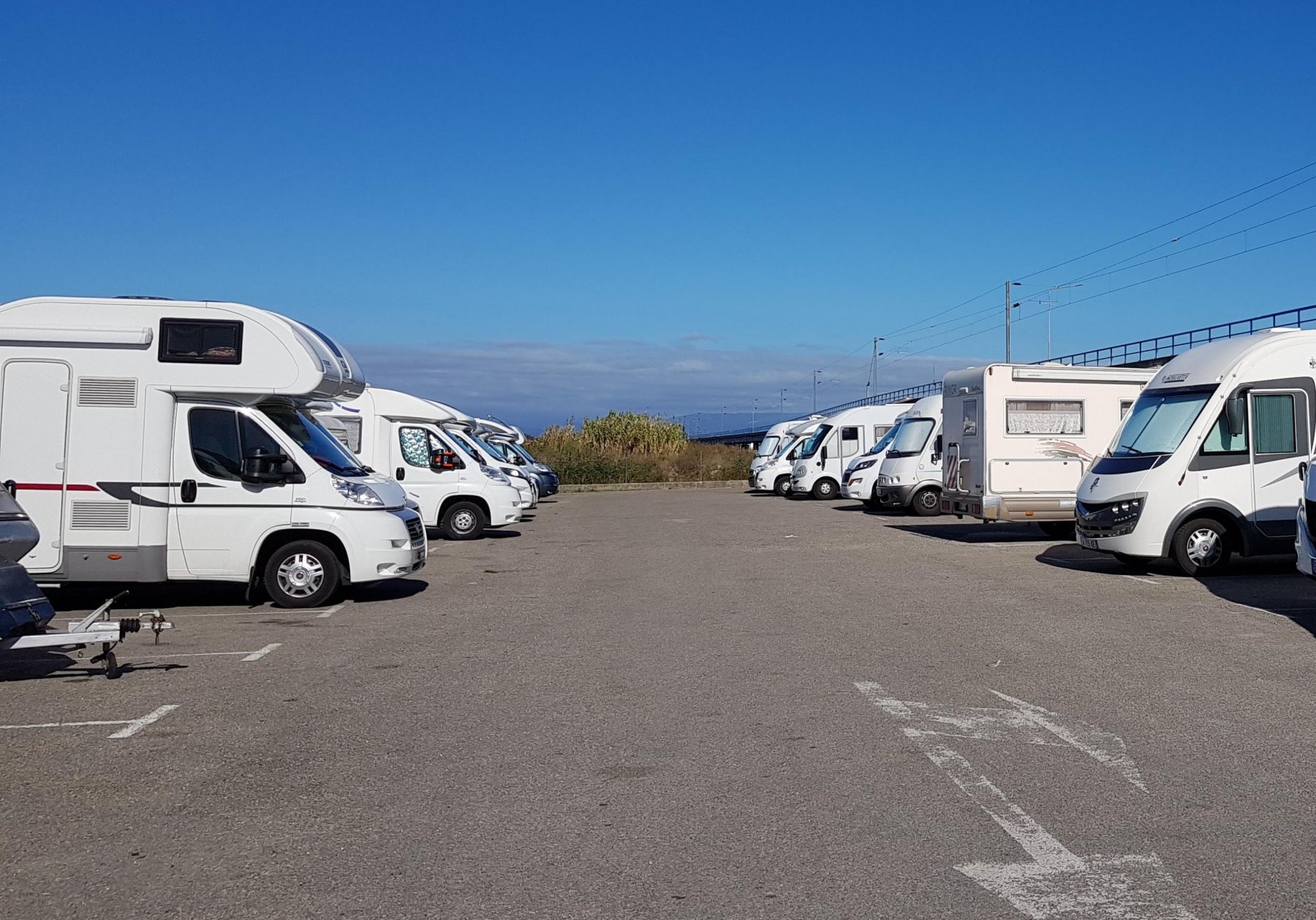 Parque de Autocaravanas — Stellplatz in Aveiro