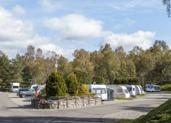 High Range Holiday Complex — Photo 2