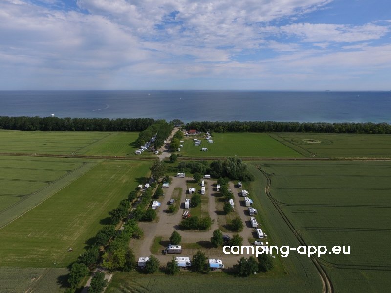 Stellplatz Sanddornstrand Wittenbeck — Bobilplass in Wittenbeck