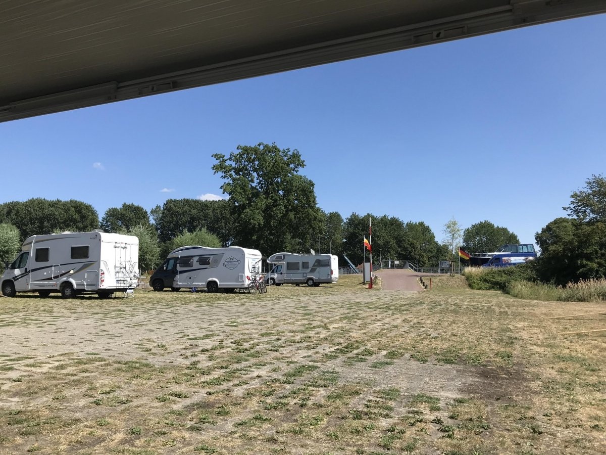 Stellplatz am Wasserwanderzentrum Dömitz — QuickStop in Dömitz