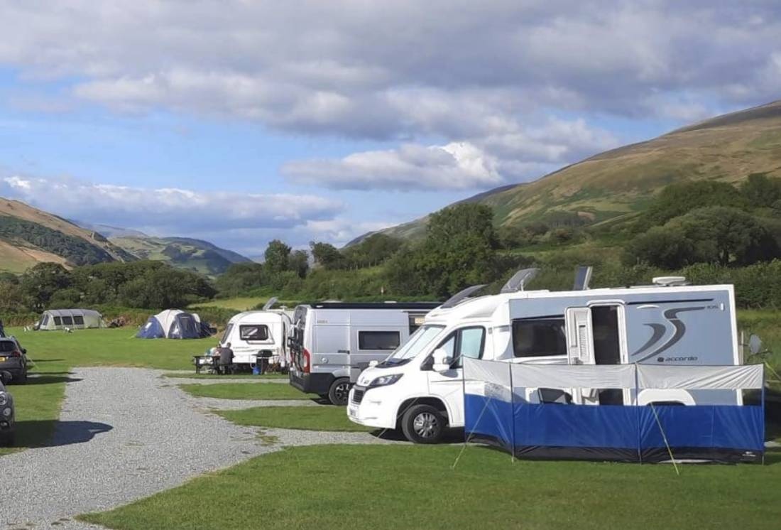 Tynllwyn Caravan & Camping Park — Camping in Gwynedd