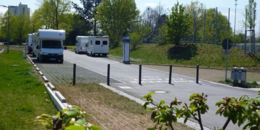 Wohnmobilstellplatz Fellbach — Area di sosta in Fellbach
