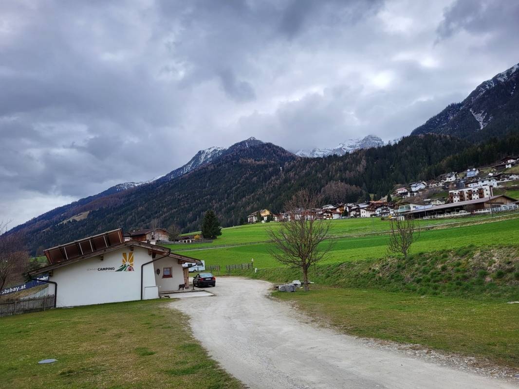 Sonnencamping Stubai — Campingplads in Telfes im Stubai