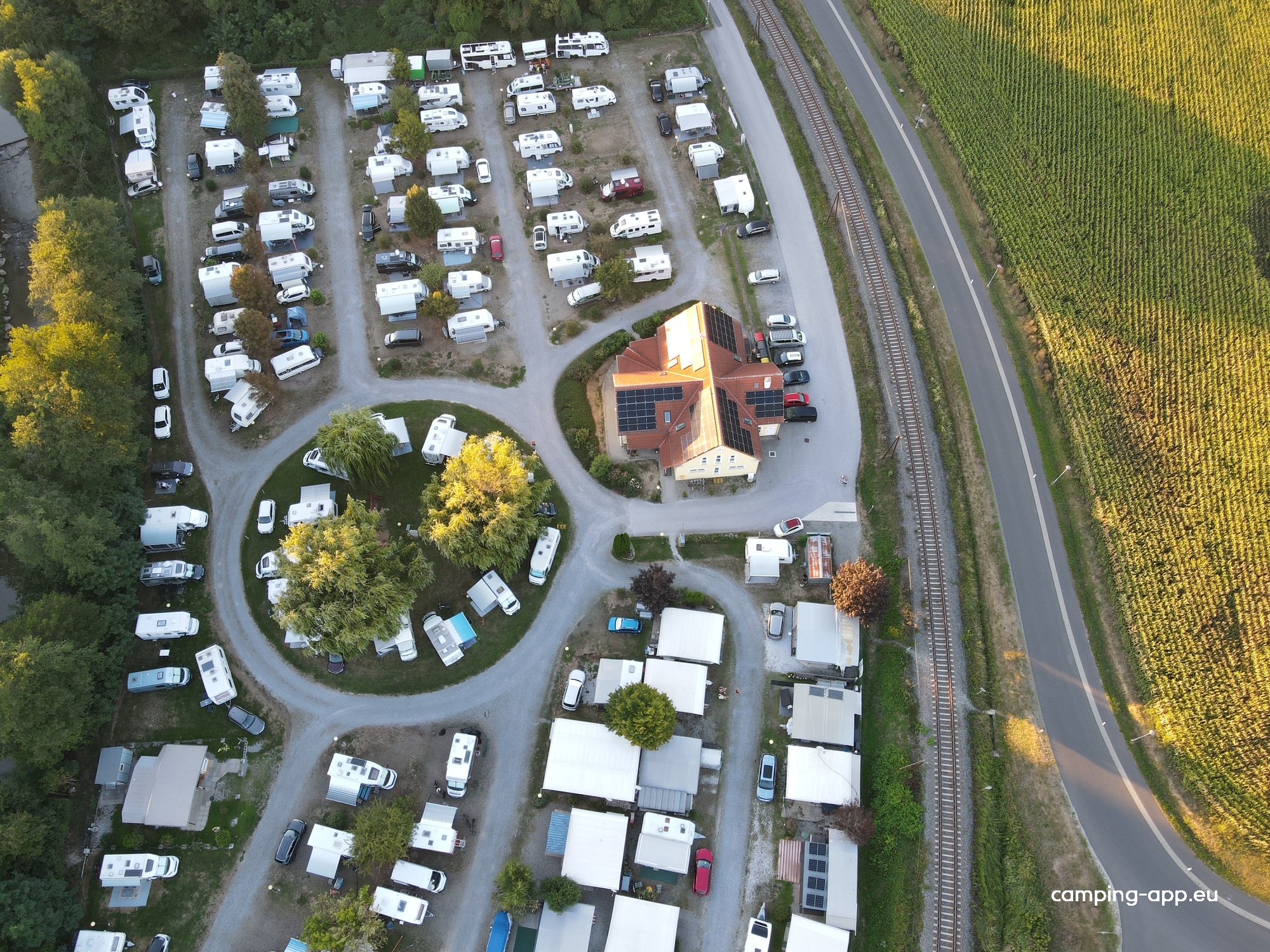 Campingplatz am Thermalbadcamping — Camping in Bad Waltersdorf
