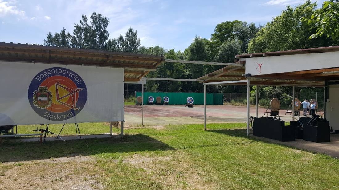 Stellplatz am Sportzentrum — Karavan Sitesi in Stockerau