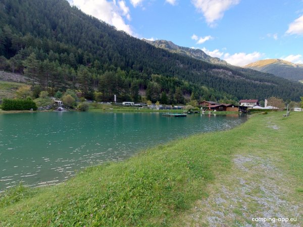 Stellplatz vor dem Camping Via Claudiasee — Photo 6