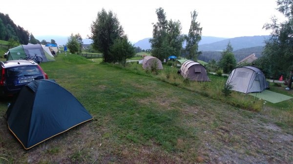 Campingplatz Naturcamping Peterbauernhof — Campingplats in Sankt Andrä im Lungau