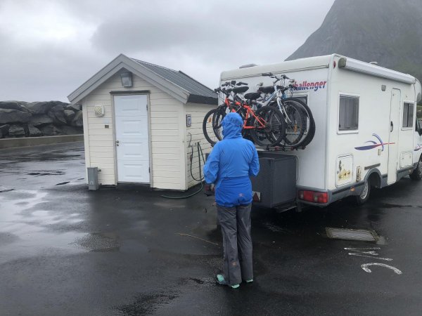 Easypark Reine — Photo 2