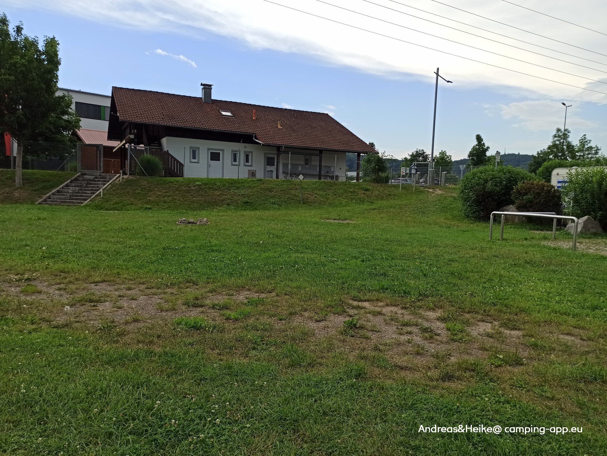Zelt- und Wohnmobilstellplatz am Kanu Club Cham — Foto 3
