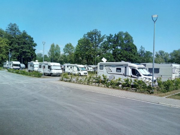 Wohnmobilstellplatz Thermenaue Bad Rodach — Photo 3