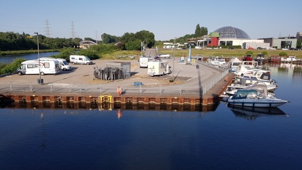 Marina Oberhausen — Campervan Site in Oberhausen