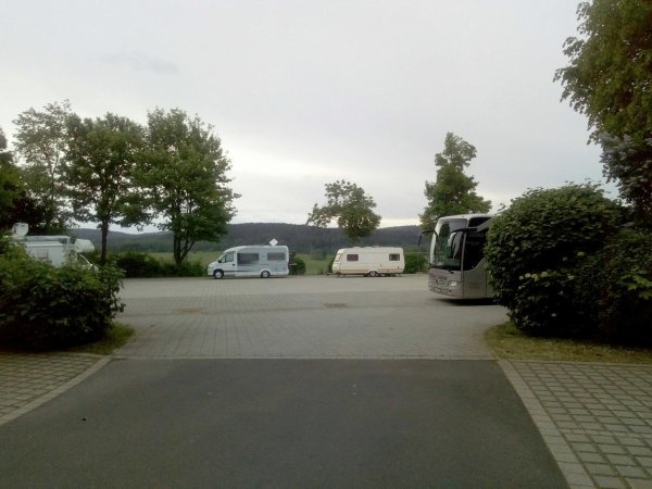 Wohnmobilstellplatz Hohenberg an der Eger — Sp. parking dla kamperów in Hohenberg an der Eger