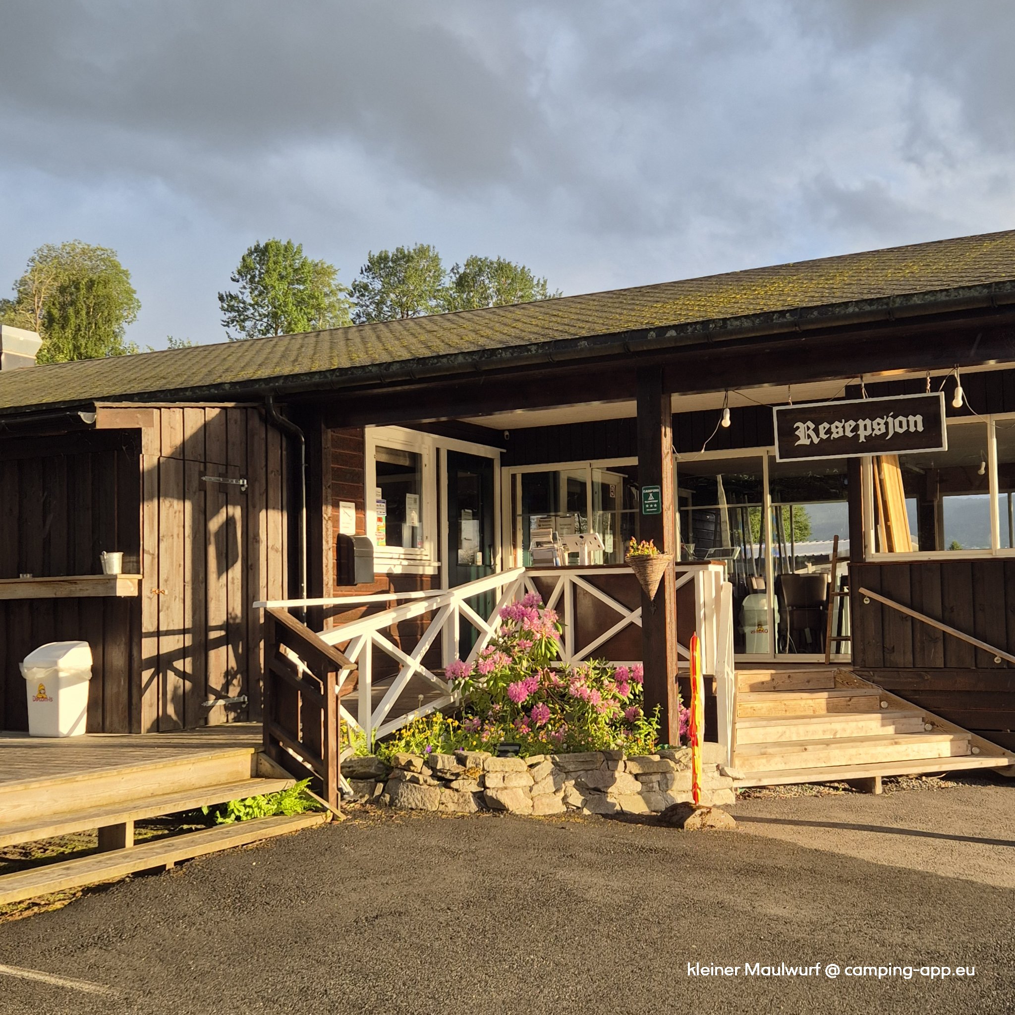 Surnadal Camping Brekkøya — Fotoğraf 4
