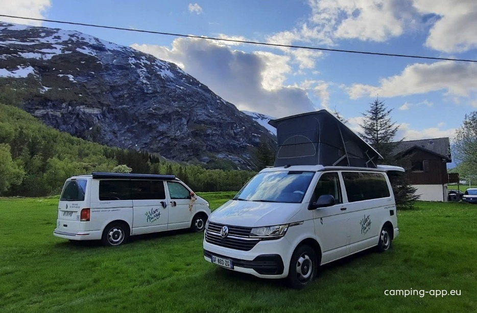 Gjerde Camping — Campingplads in Valldal