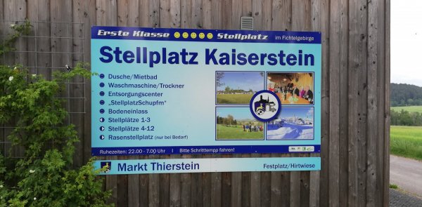 Wohnmobilstellplatz Thierstein — Photo 2