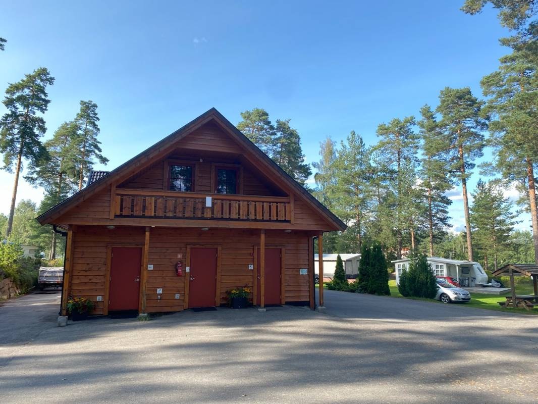 Hornnes Camping — Місце для кемпінгу in Hornnes