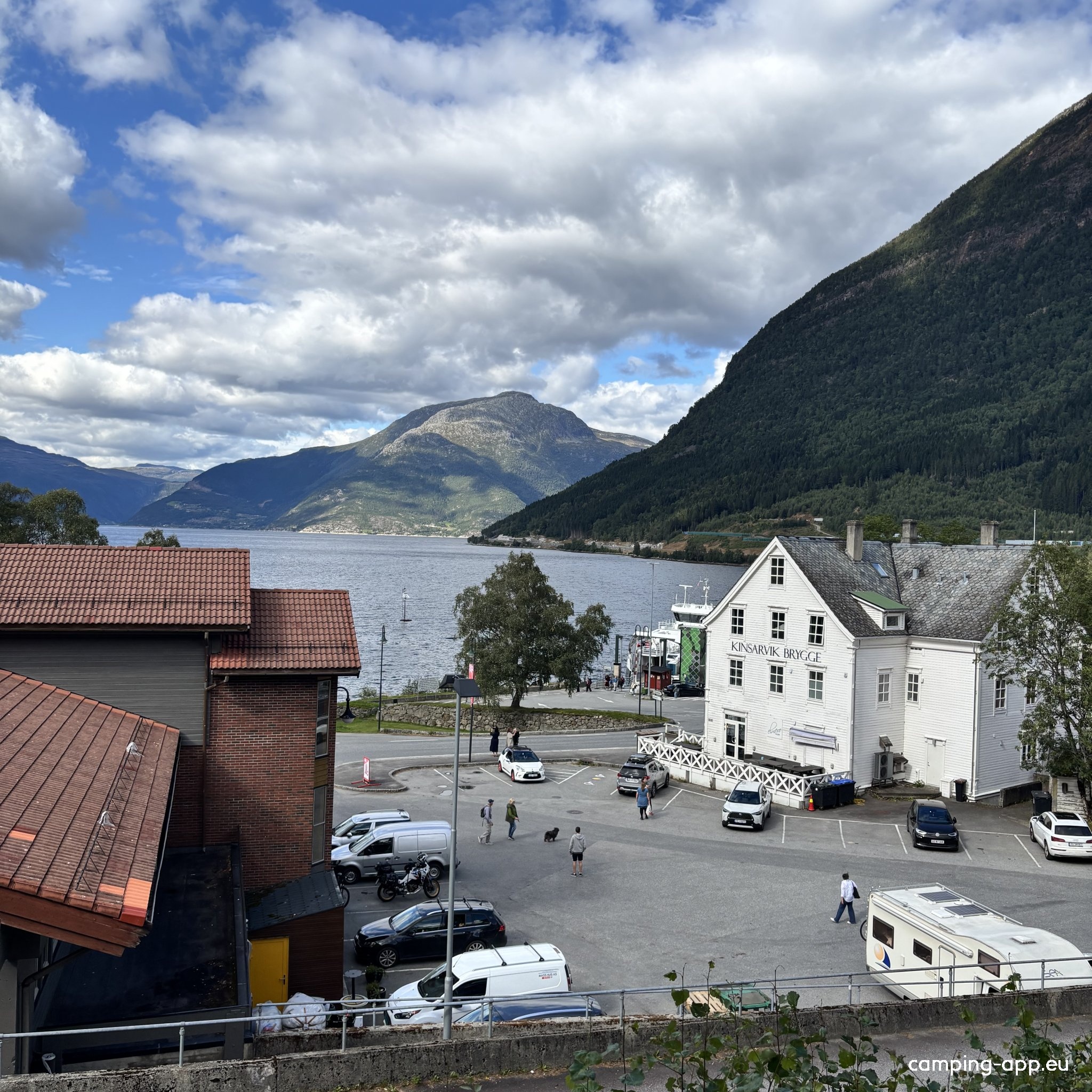 Kinsarvik Camping — Area da campeggio in Kinsarvik