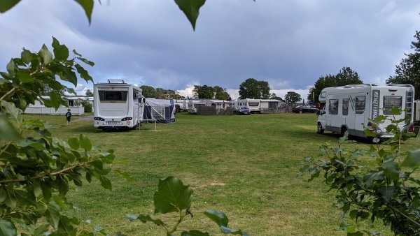 Kjærstranda Familiecamping — Campingplads in Stavern