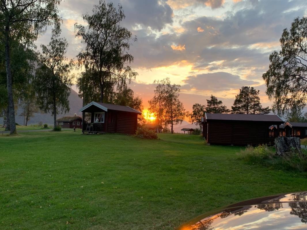 Mjelva Camping og Hytter — Campingplads in Åndalsnes