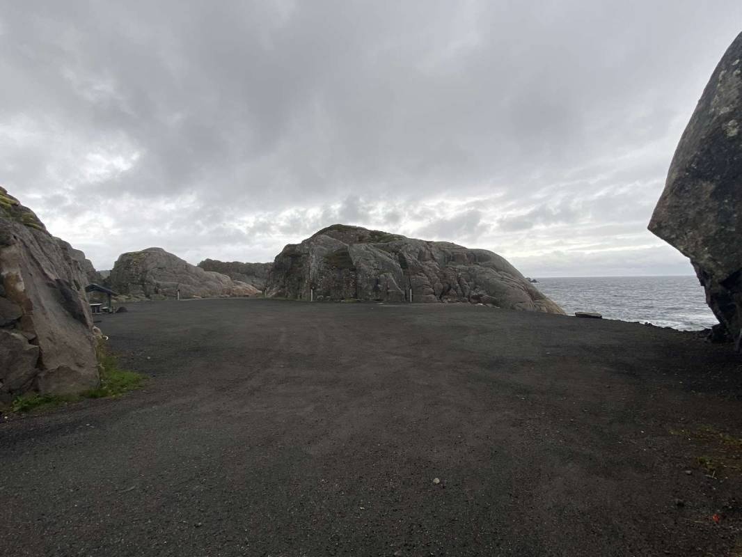 Sandvika Fjord og Sjøhuscamping — Area da campeggio in Kabelvåg