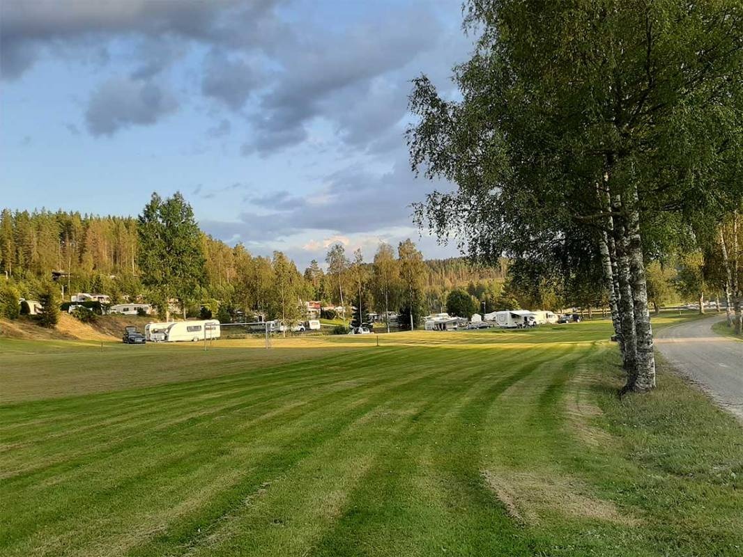 Sigernessjøen Familiecamping — Area da campeggio in 