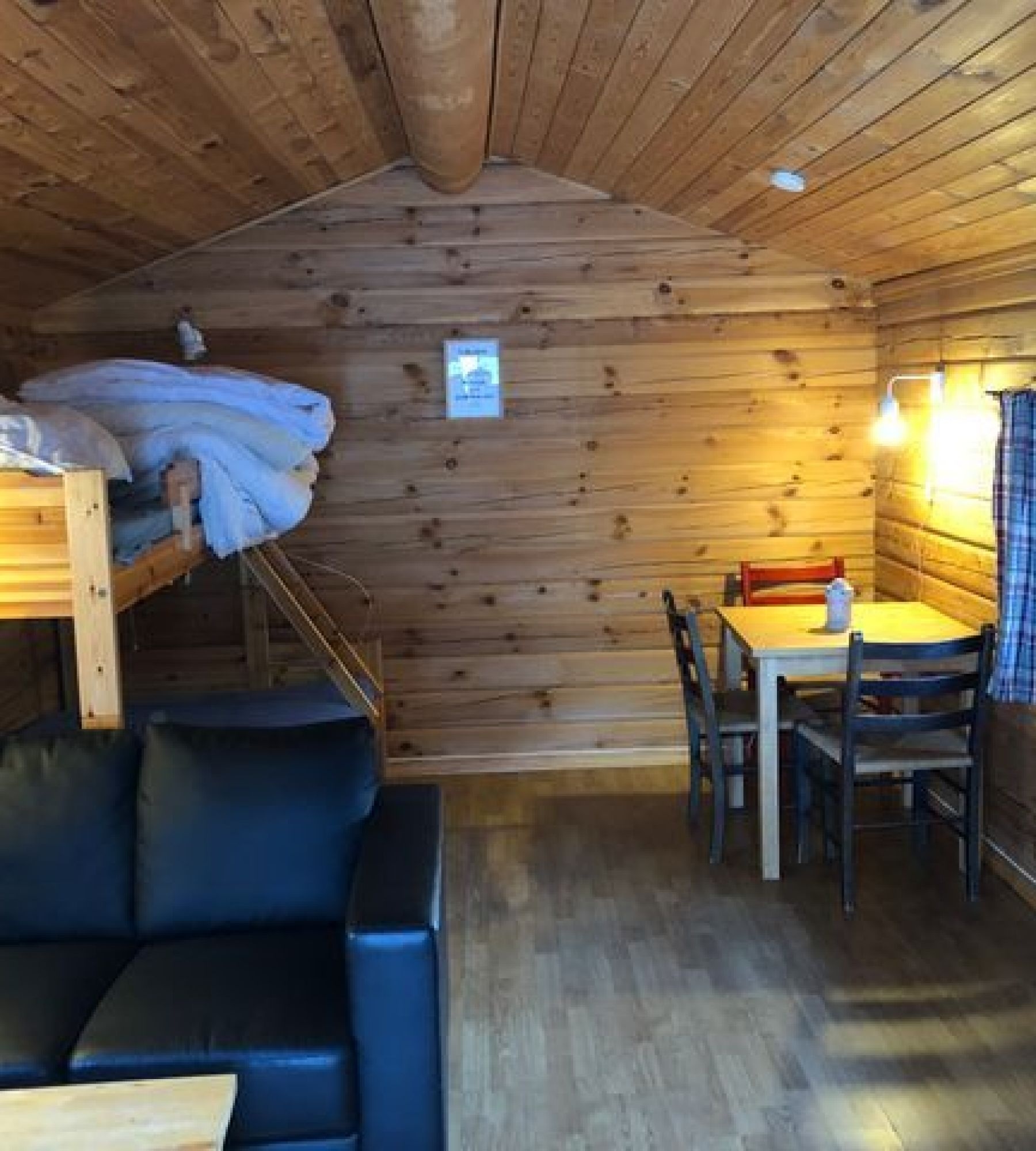 Skysstasjonen Kro og Camping — Kemping in Røldal